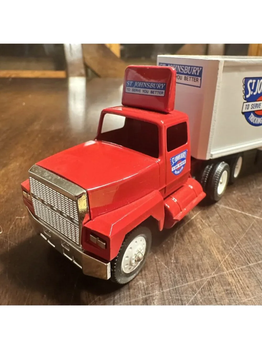 Winross St Johnsbury Red Metal Die Cast Toy Model Truck